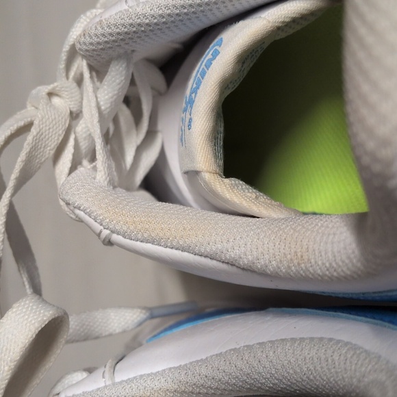 Women's Air Force 1 07 NN, Size 7.5 - Picture 5 of 9